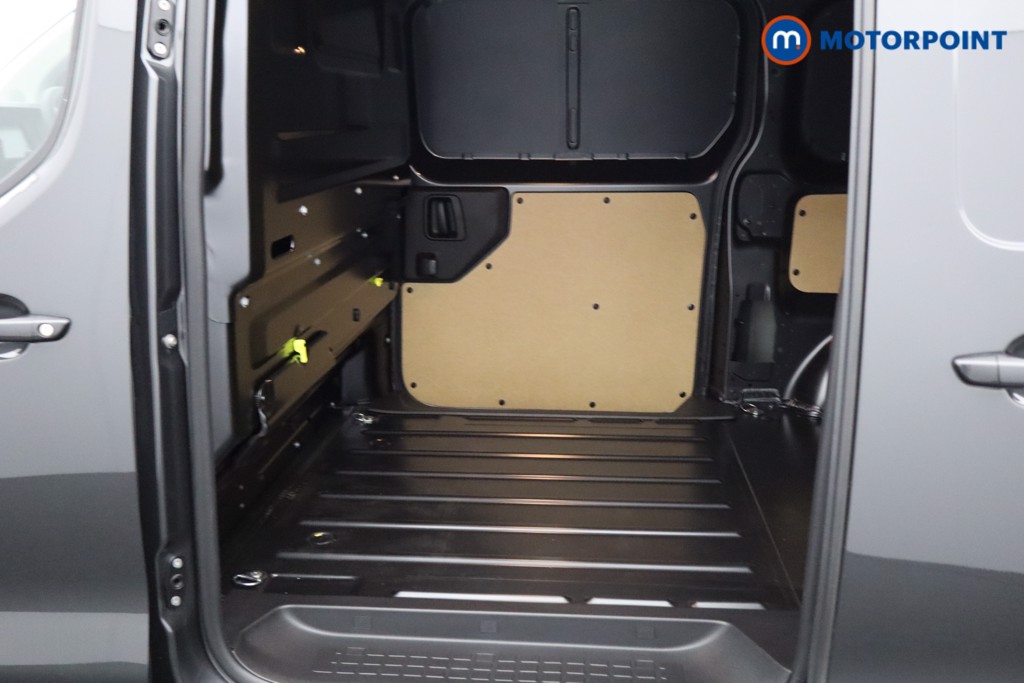 Vauxhall Vivaro PRO Manual Diesel Panel Van - Stock Number (1567190) - 17th supplementary image