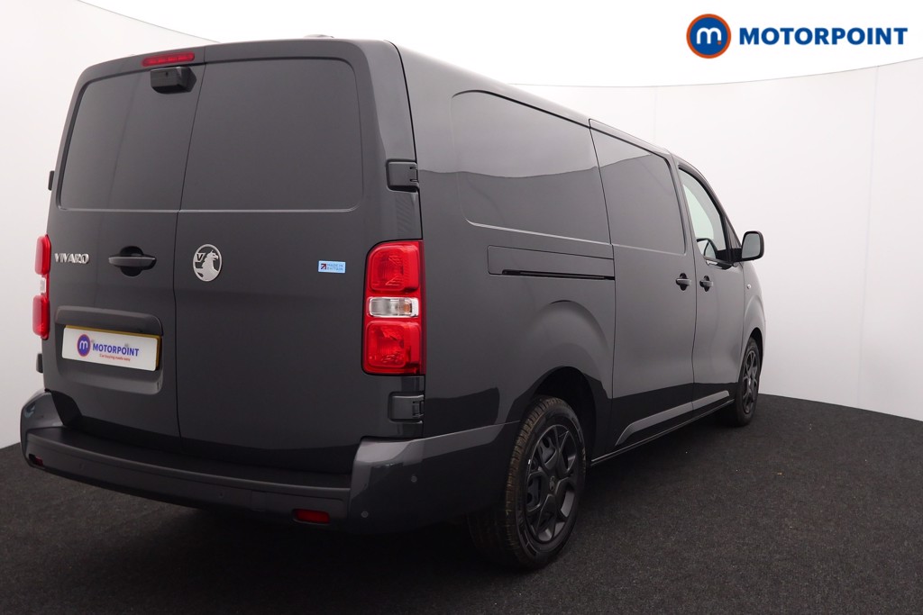 Vauxhall Vivaro PRO Manual Diesel Panel Van - Stock Number (1567190) - Drivers side rear corner