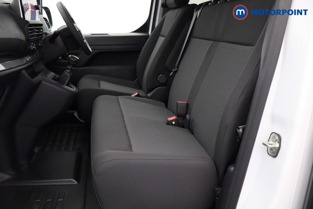 Vauxhall Vivaro Prime Manual Diesel Crew Bus - Stock Number (1567287) - 15th supplementary image