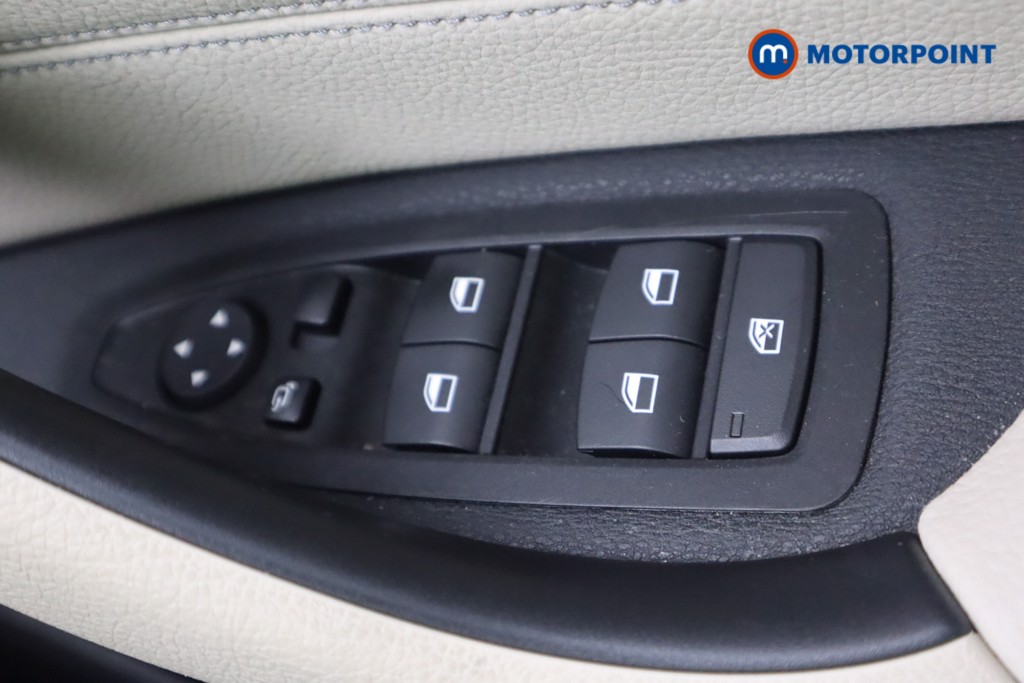 BMW X1 Xline Manual Petrol SUV - Stock Number (1567303) - 8th supplementary image