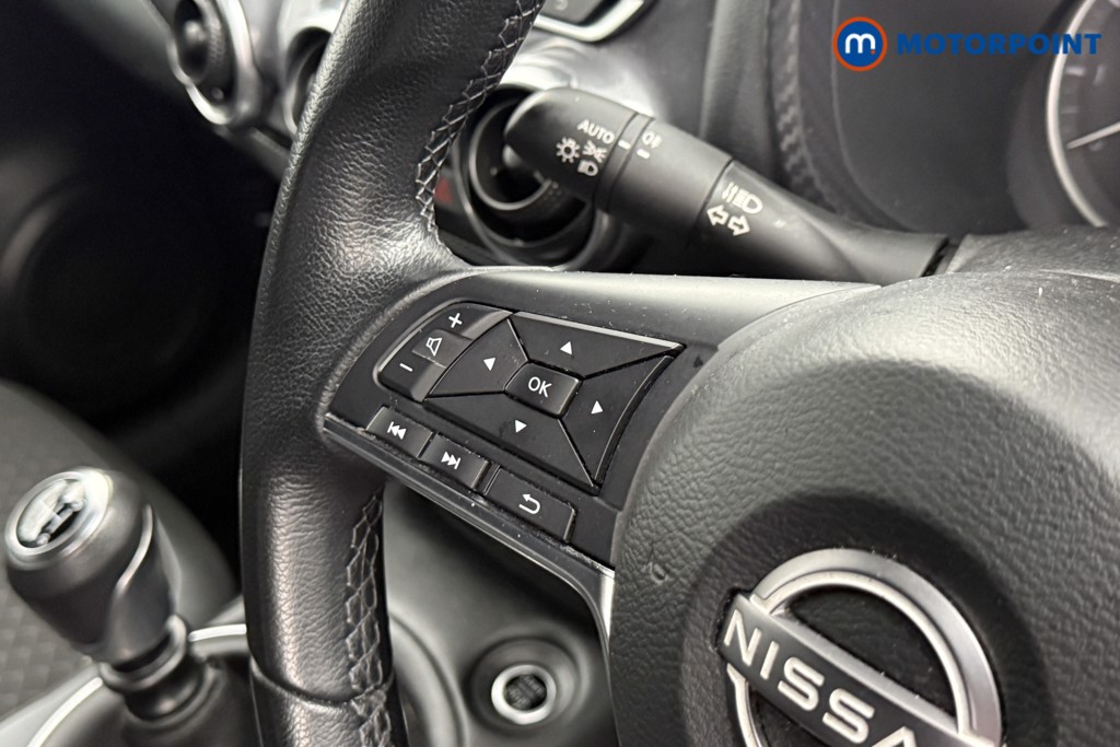 Nissan Juke N-Connecta Manual Petrol SUV - Stock Number (1568044) - 3rd supplementary image