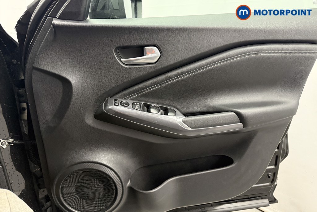 Nissan Juke N-Connecta Manual Petrol SUV - Stock Number (1568044) - 12th supplementary image