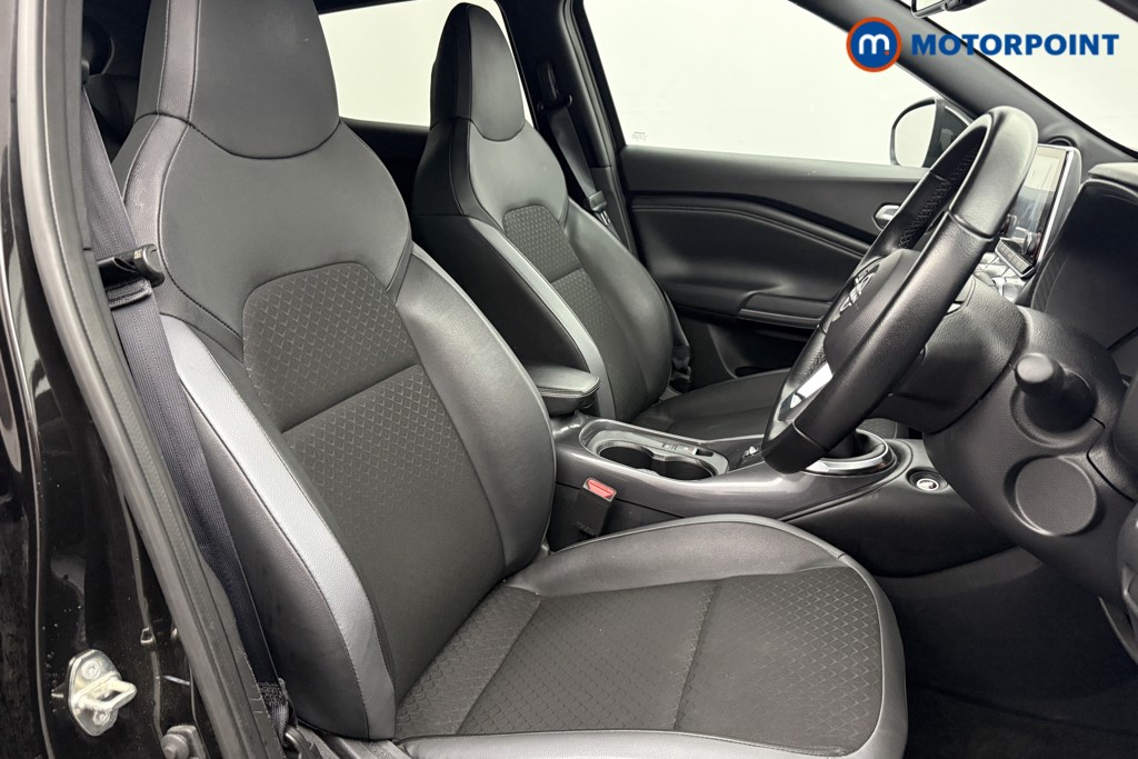 Nissan Juke N-Connecta Manual Petrol SUV - Stock Number (1568044) - 14th supplementary image