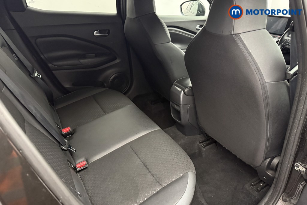Nissan Juke N-Connecta Manual Petrol SUV - Stock Number (1568044) - 16th supplementary image