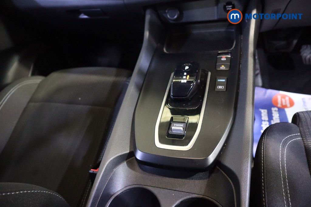 Nissan Qashqai Acenta Premium Automatic Petrol-Electric Hybrid SUV - Stock Number (1568292) - 6th supplementary image