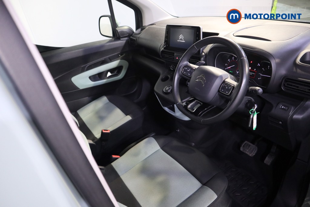 Citroen Berlingo Feel Automatic Diesel People Carrier - Stock Number (1569045) - 1st supplementary image
