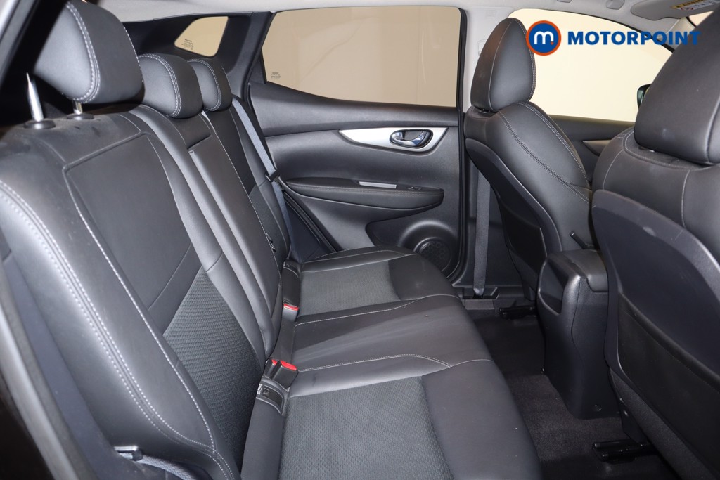 Nissan Qashqai Tekna Manual Diesel SUV - Stock Number (1569448) - 13th supplementary image