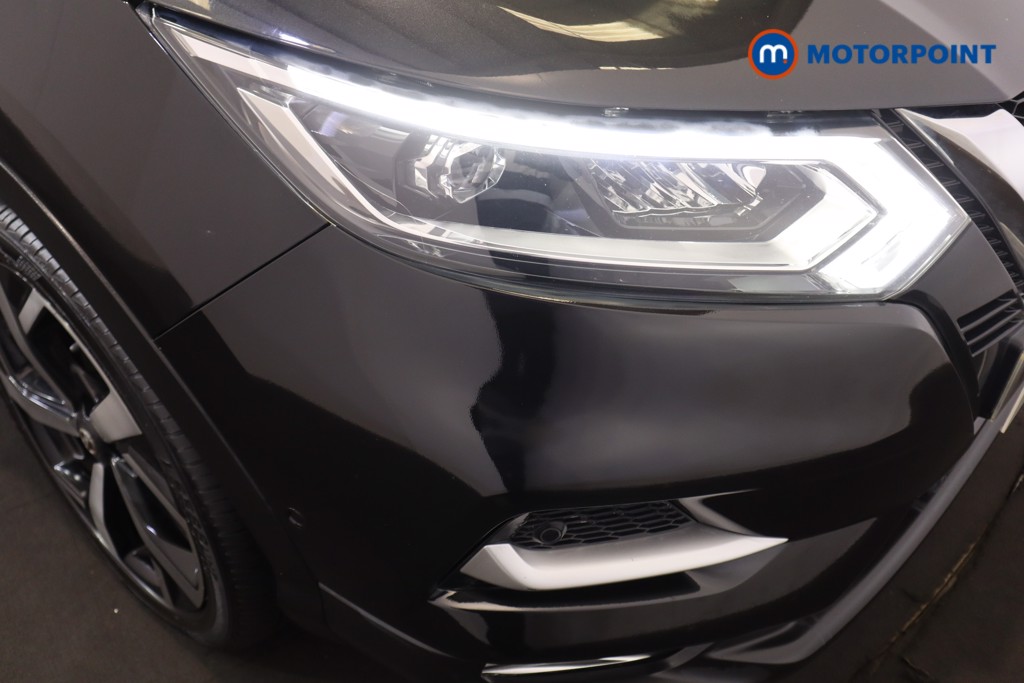 Nissan Qashqai Tekna Manual Diesel SUV - Stock Number (1569448) - 19th supplementary image