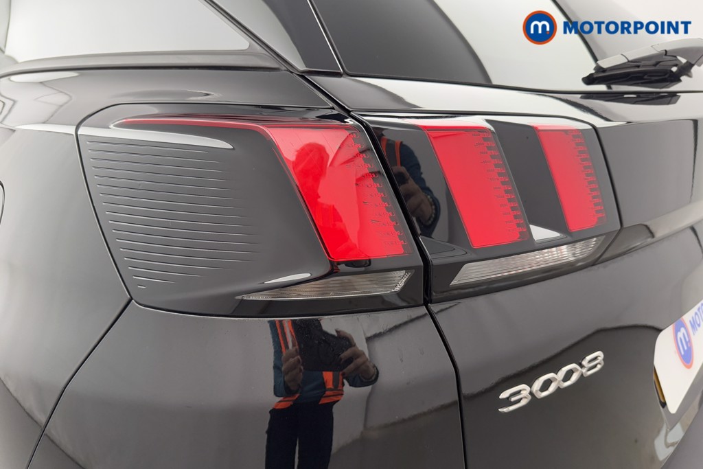 Peugeot 3008 Active Automatic Petrol Plug-In Hybrid SUV - Stock Number (1569456) - 32nd supplementary image