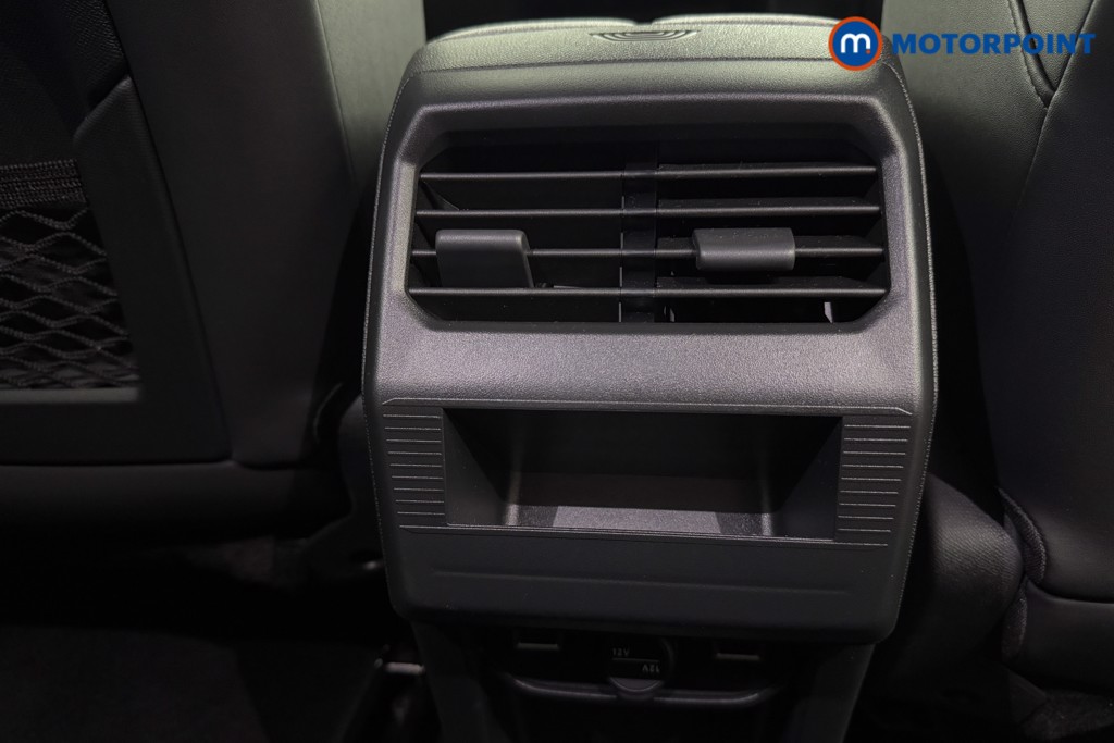 Peugeot 3008 GT Automatic Petrol SUV - Stock Number (1569534) - 28th supplementary image