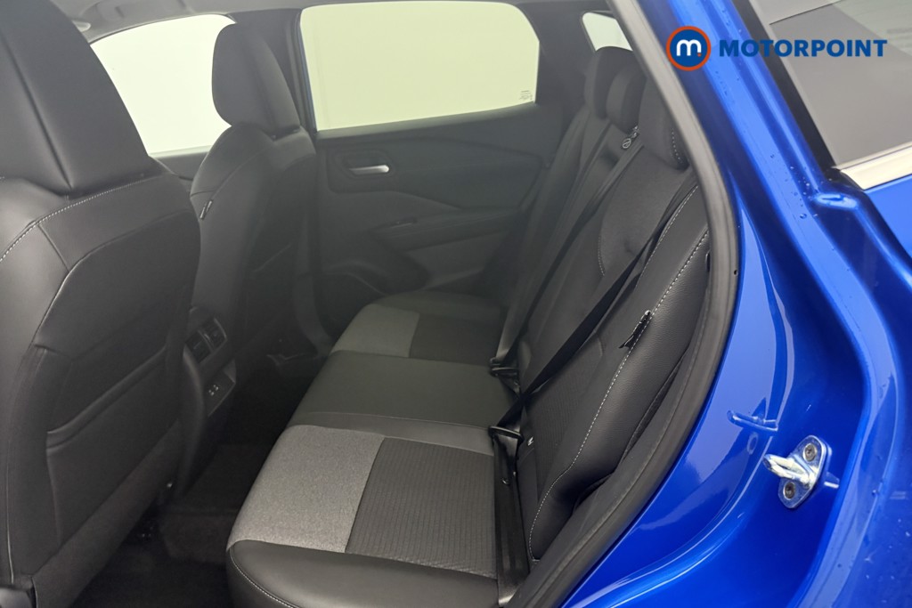 Nissan Qashqai N-Connecta Automatic Petrol SUV - Stock Number (1569905) - 2nd supplementary image