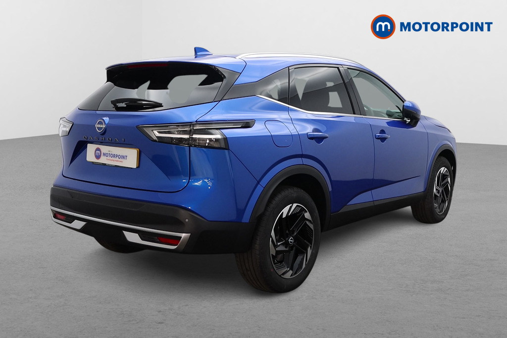Nissan Qashqai N-Connecta Automatic Petrol SUV - Stock Number (1569905) - Drivers side rear corner