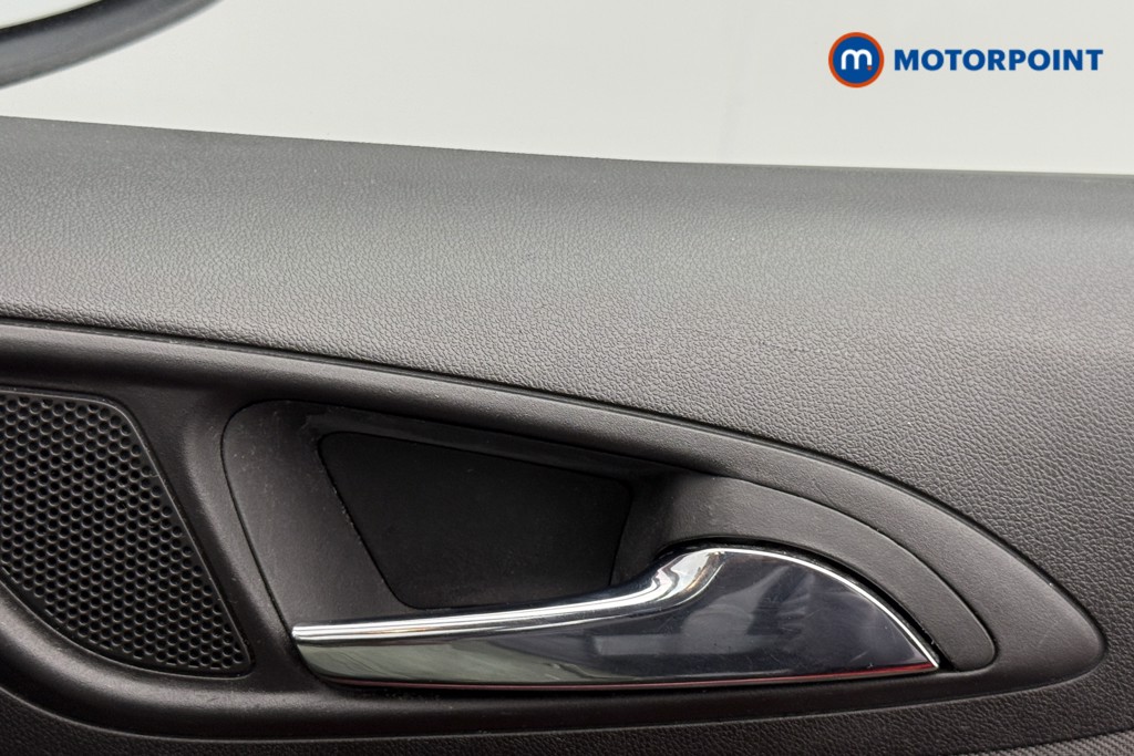 Vauxhall Corsa SRI Manual Petrol Hatchback - Stock Number (1570080) - 15th supplementary image