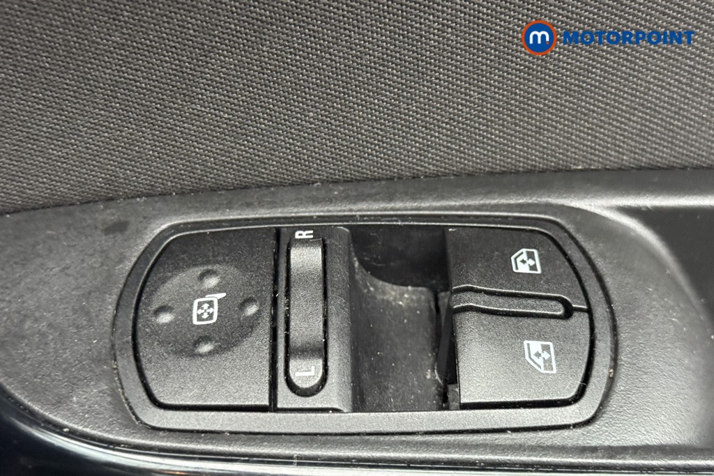 Vauxhall Corsa SRI Manual Petrol Hatchback - Stock Number (1570080) - 16th supplementary image