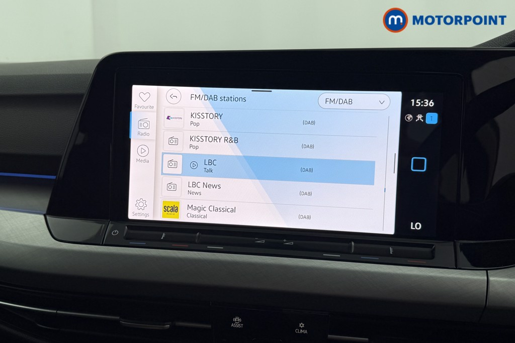 Volkswagen Golf Life Automatic Diesel Hatchback - Stock Number (1570126) - 9th supplementary image