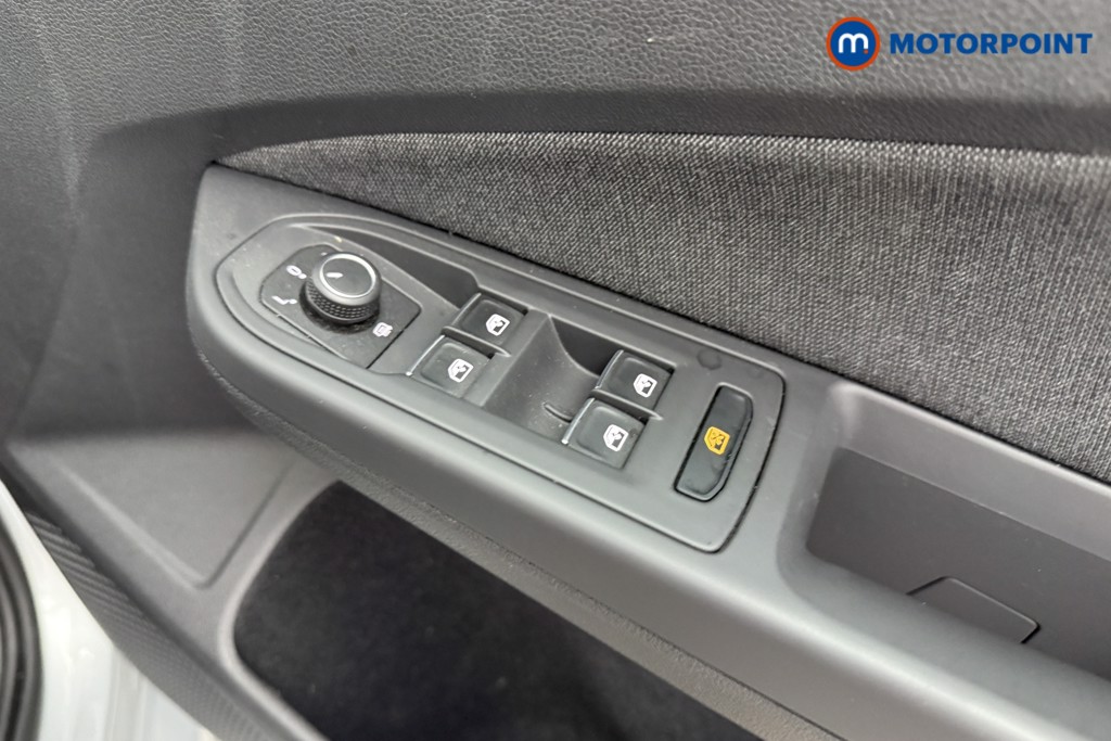 Volkswagen Golf Life Automatic Diesel Hatchback - Stock Number (1570126) - 19th supplementary image