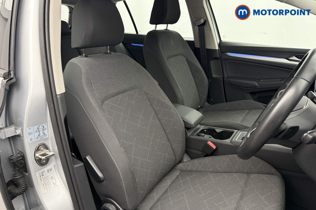 Volkswagen Golf Life Automatic Diesel Hatchback - Stock Number (1570126) - 20th supplementary image
