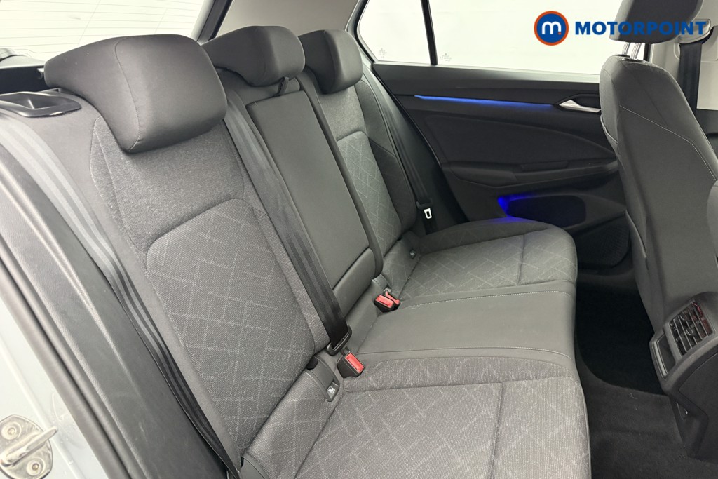 Volkswagen Golf Life Automatic Diesel Hatchback - Stock Number (1570126) - 24th supplementary image