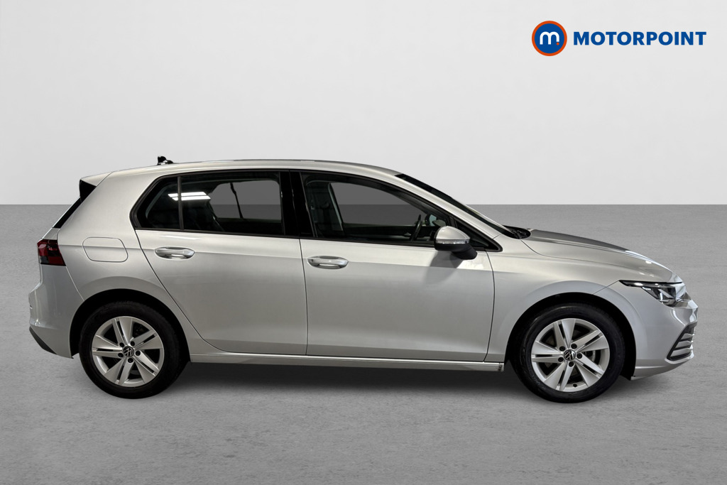 Volkswagen Golf Life Automatic Diesel Hatchback - Stock Number (1570126) - Drivers side