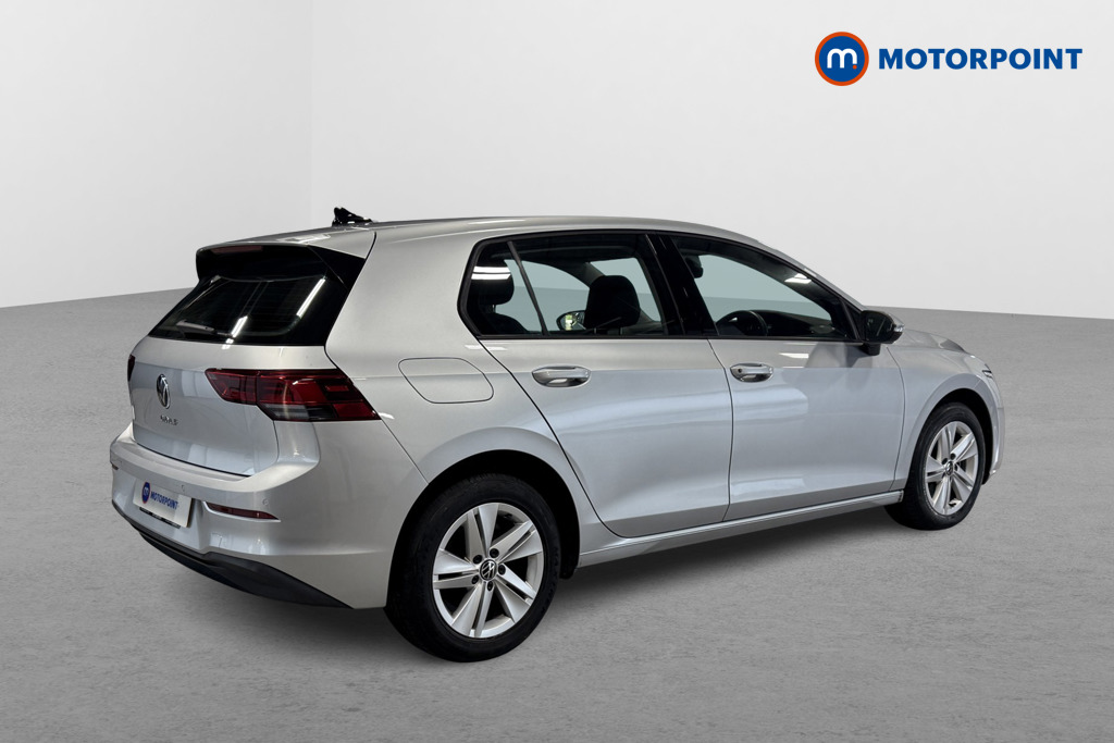 Volkswagen Golf Life Automatic Diesel Hatchback - Stock Number (1570126) - Drivers side rear corner