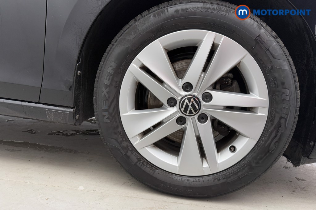 Volkswagen Golf Life Automatic Diesel Hatchback - Stock Number (1570134) - 30th supplementary image