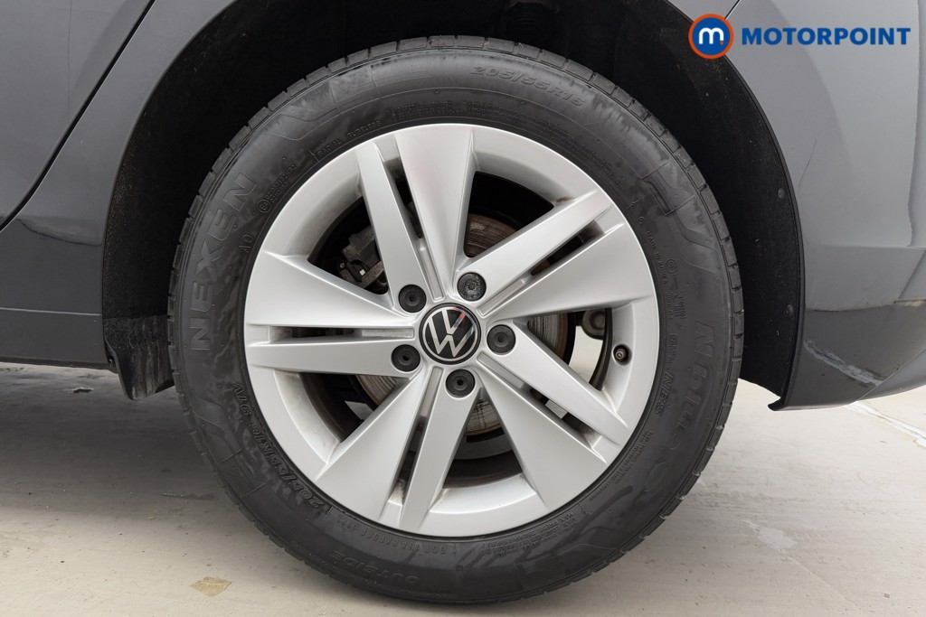 Volkswagen Golf Life Automatic Diesel Hatchback - Stock Number (1570134) - 32nd supplementary image