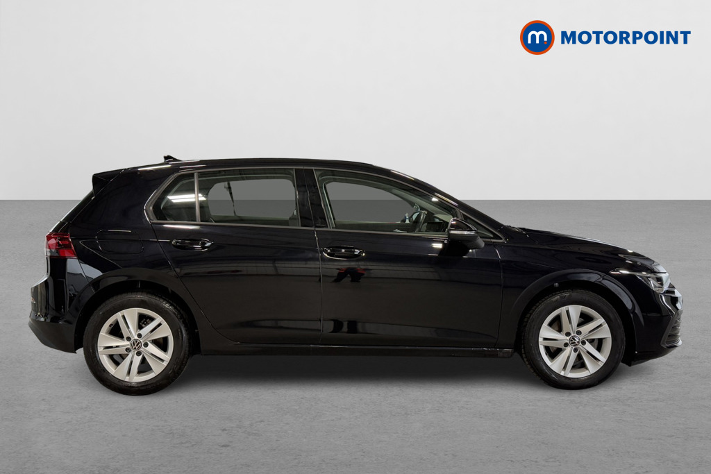 Volkswagen Golf Life Automatic Diesel Hatchback - Stock Number (1570134) - Drivers side