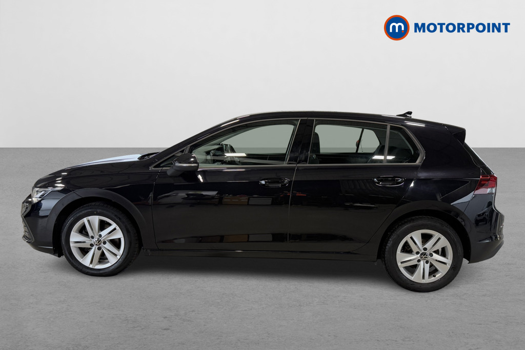 Volkswagen Golf Life Automatic Diesel Hatchback - Stock Number (1570134) - Passenger side