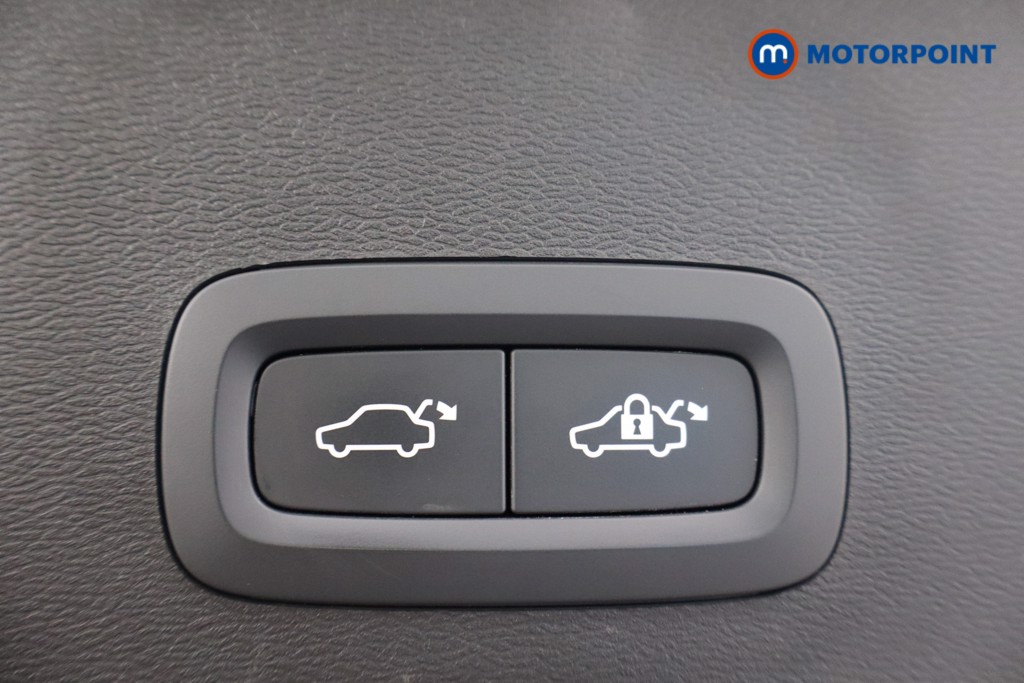 Volvo Xc40 Twin Automatic Electric SUV - Stock Number (1570216) - 34th supplementary image