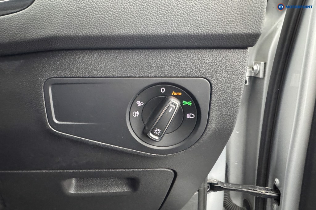 Volkswagen Tiguan R-Line Automatic Petrol SUV - Stock Number (1570589) - 15th supplementary image
