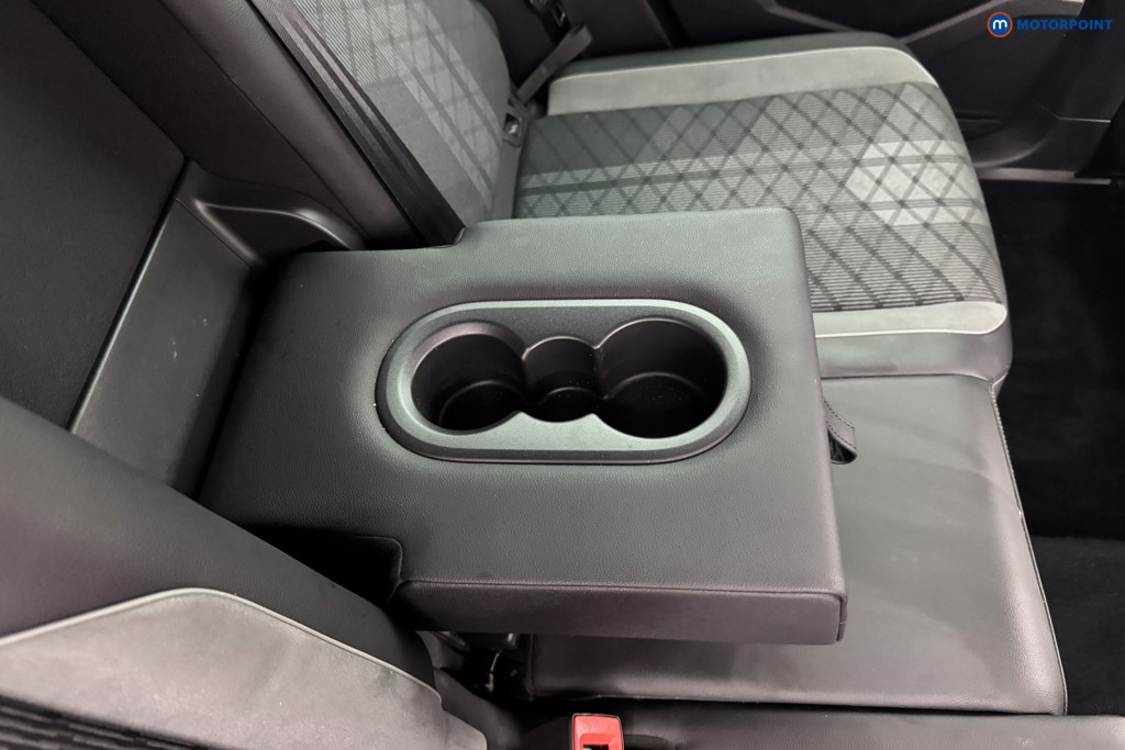Volkswagen Tiguan R-Line Automatic Petrol SUV - Stock Number (1570589) - 18th supplementary image