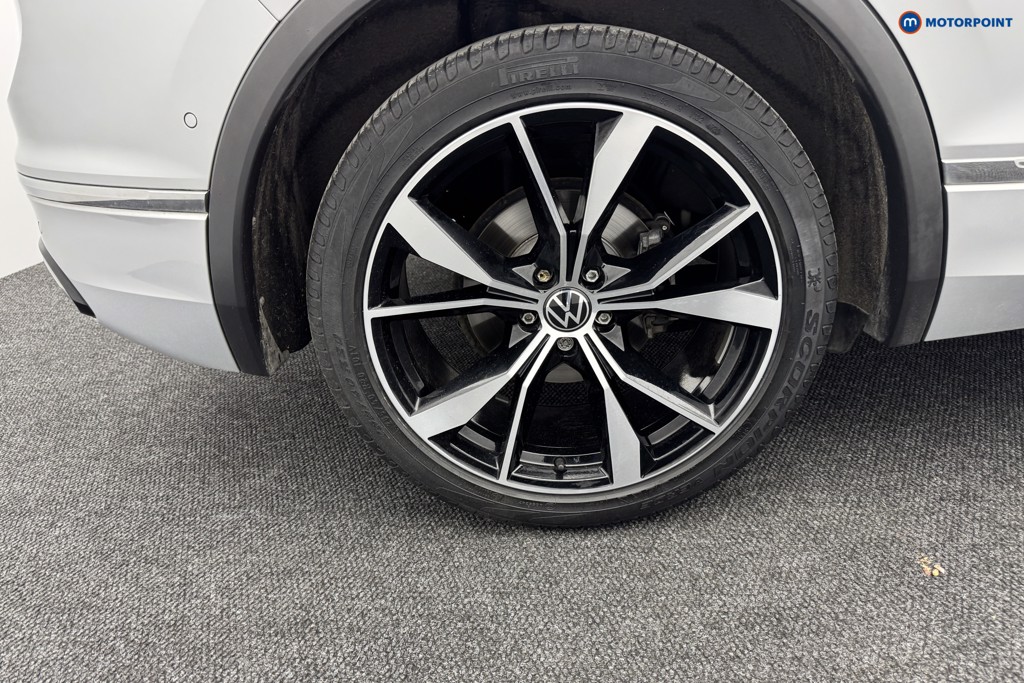 Volkswagen Tiguan R-Line Automatic Petrol SUV - Stock Number (1570589) - 28th supplementary image