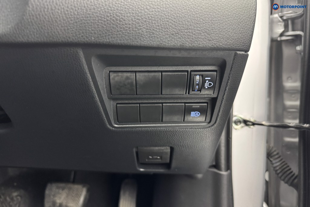 Toyota Yaris Cross Design Automatic Petrol-Electric Hybrid Estate - Stock Number (1570602) - 15th supplementary image