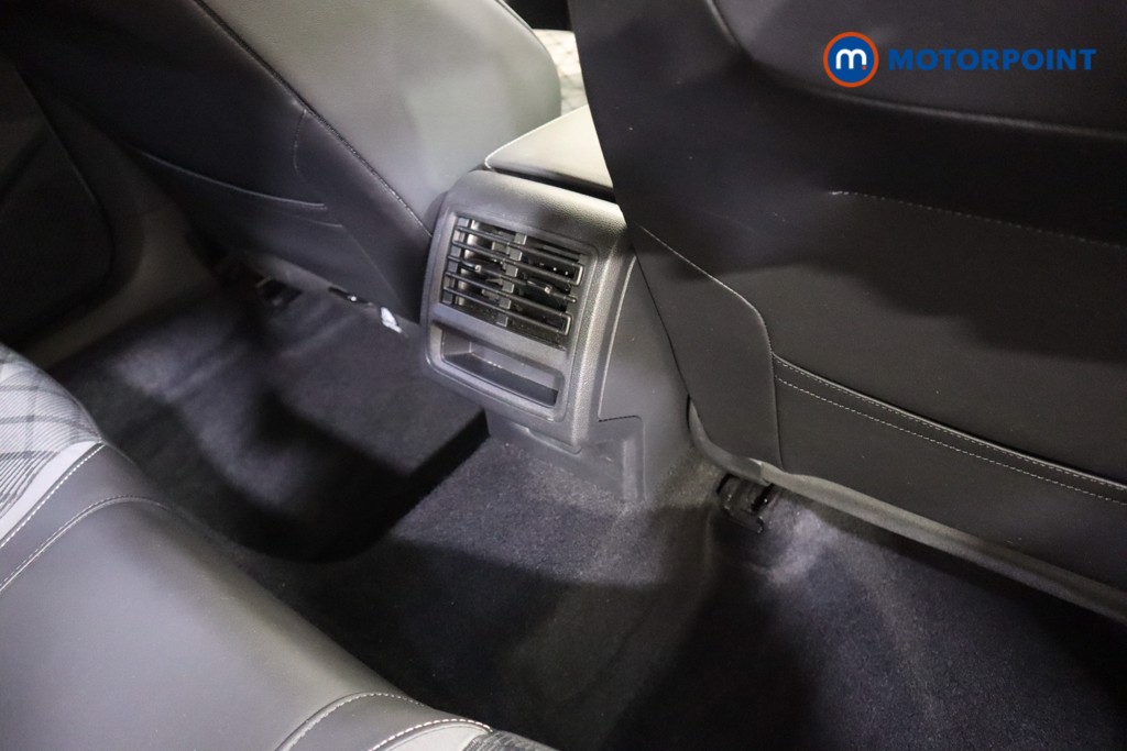 Volkswagen Golf R-Line Automatic Diesel Estate - Stock Number (1570615) - 14th supplementary image