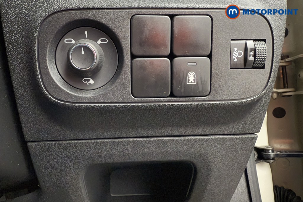Citroen C3 Plus Automatic Petrol Hatchback - Stock Number (1570730) - 14th supplementary image