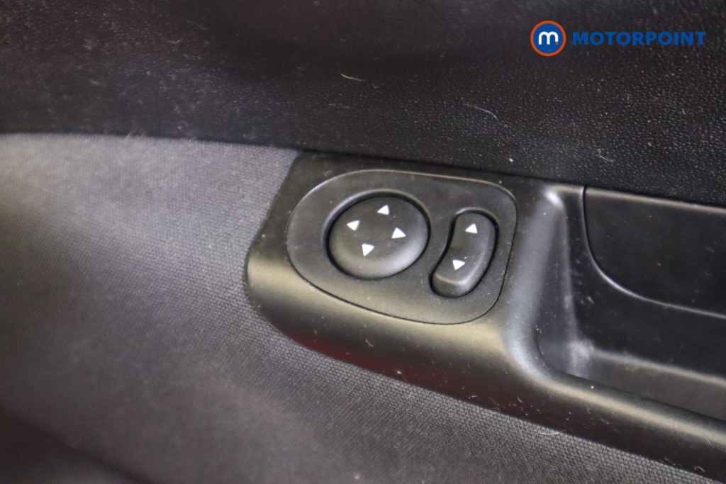 Fiat 500 Lounge Manual Petrol Hatchback - Stock Number (1570854) - 9th supplementary image