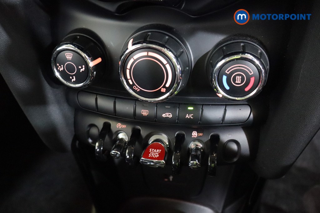Mini Hatchback Cooper S Exclusive Manual Petrol Hatchback - Stock Number (1571165) - 9th supplementary image