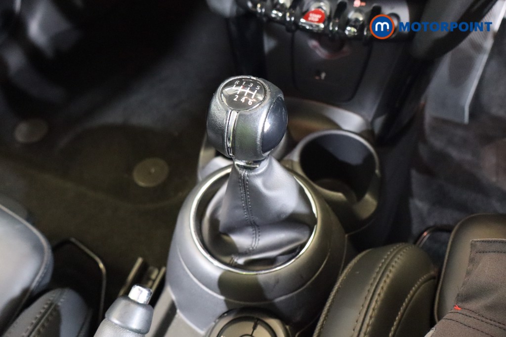 Mini Hatchback Cooper S Exclusive Manual Petrol Hatchback - Stock Number (1571165) - 10th supplementary image