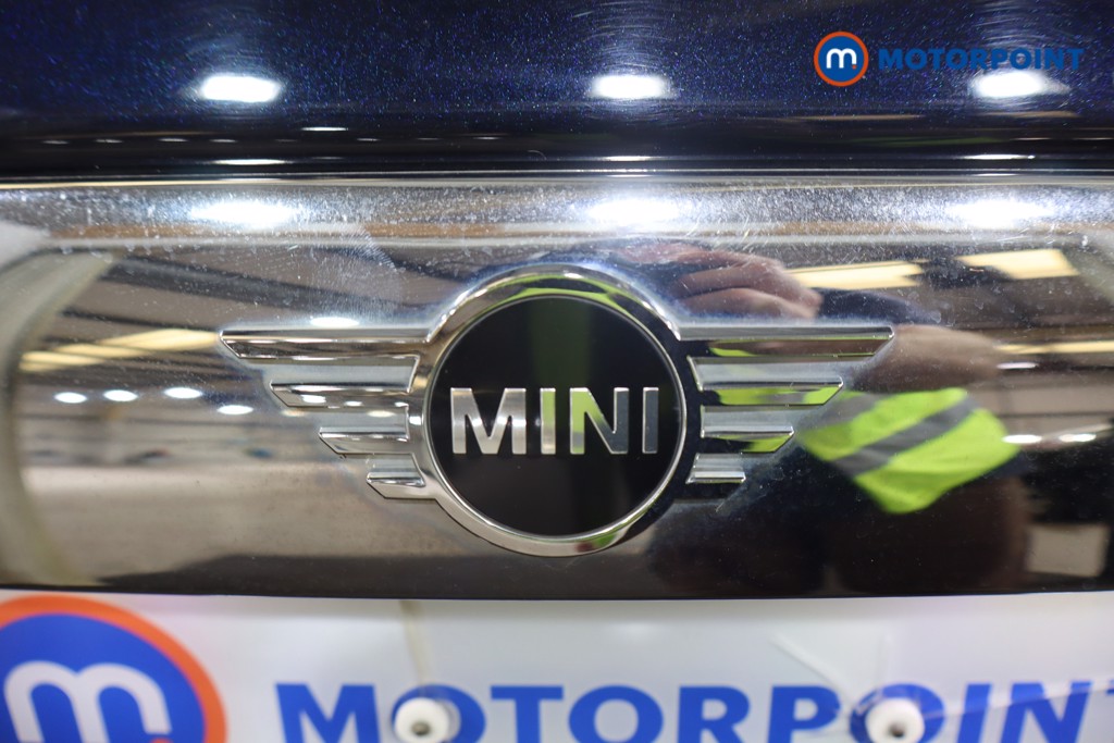 Mini Hatchback Cooper S Exclusive Manual Petrol Hatchback - Stock Number (1571165) - 30th supplementary image