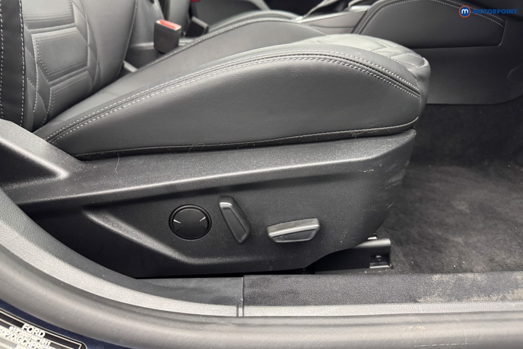 Ford Focus Titanium X Automatic Petrol Estate - Stock Number (1571173) - 15th supplementary image