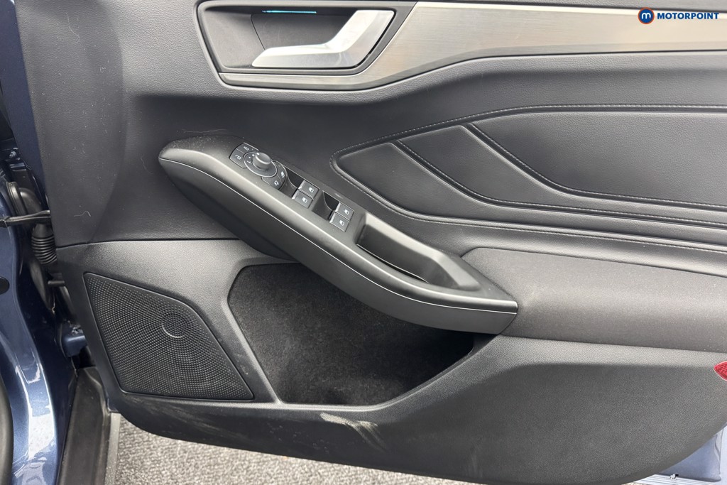 Ford Focus Titanium X Automatic Petrol Estate - Stock Number (1571173) - 16th supplementary image