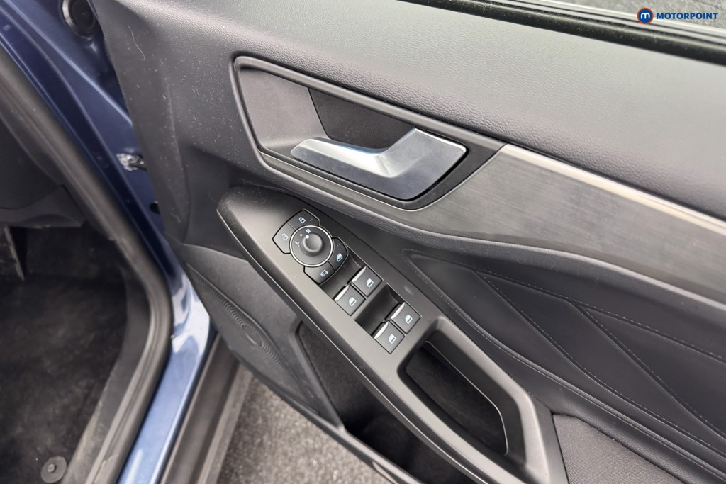 Ford Focus Titanium X Automatic Petrol Estate - Stock Number (1571173) - 17th supplementary image