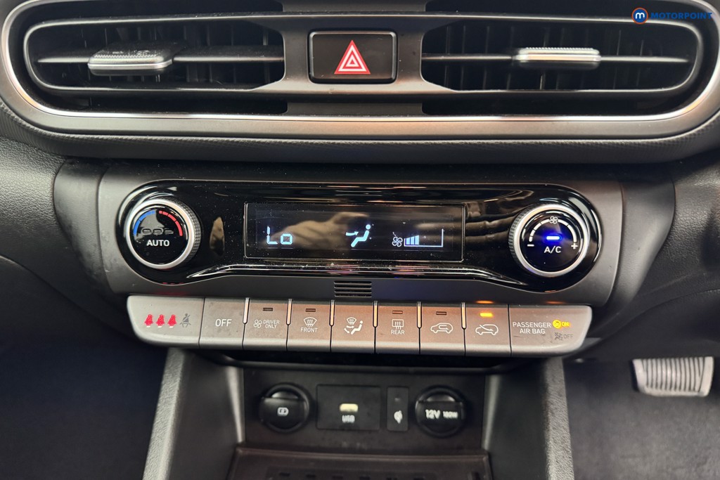 Hyundai Kona Premium Automatic Petrol-Electric Hybrid SUV - Stock Number (1571174) - 14th supplementary image