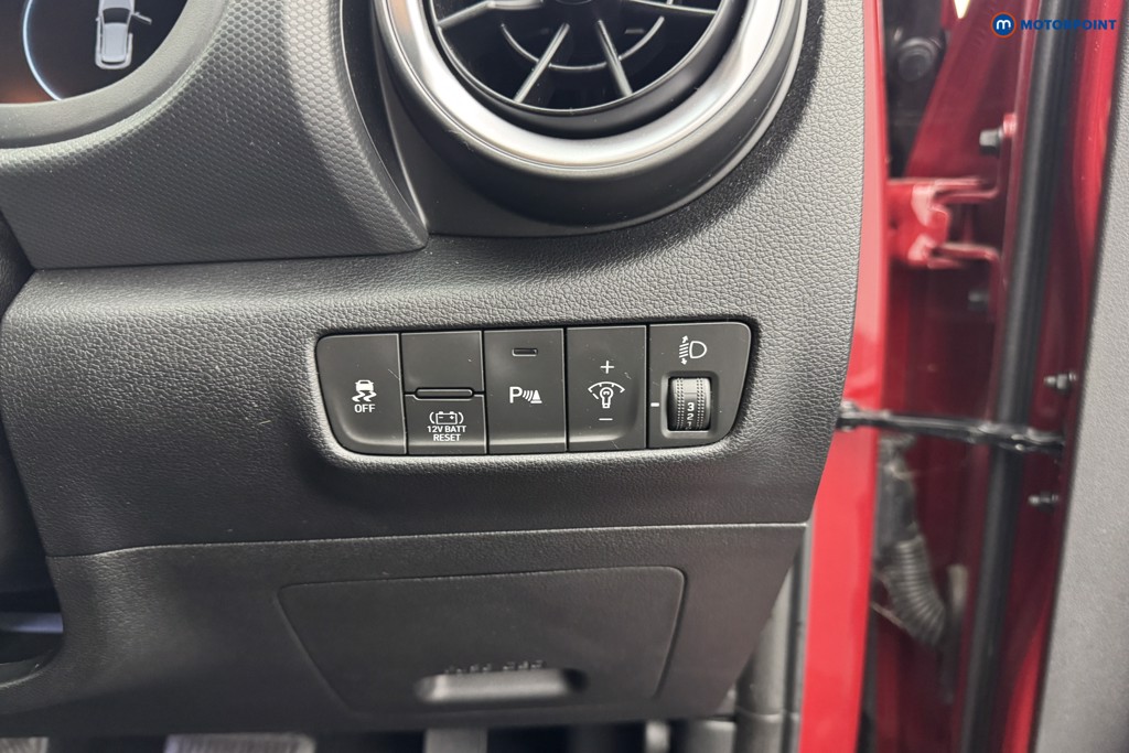 Hyundai Kona Premium Automatic Petrol-Electric Hybrid SUV - Stock Number (1571174) - 15th supplementary image