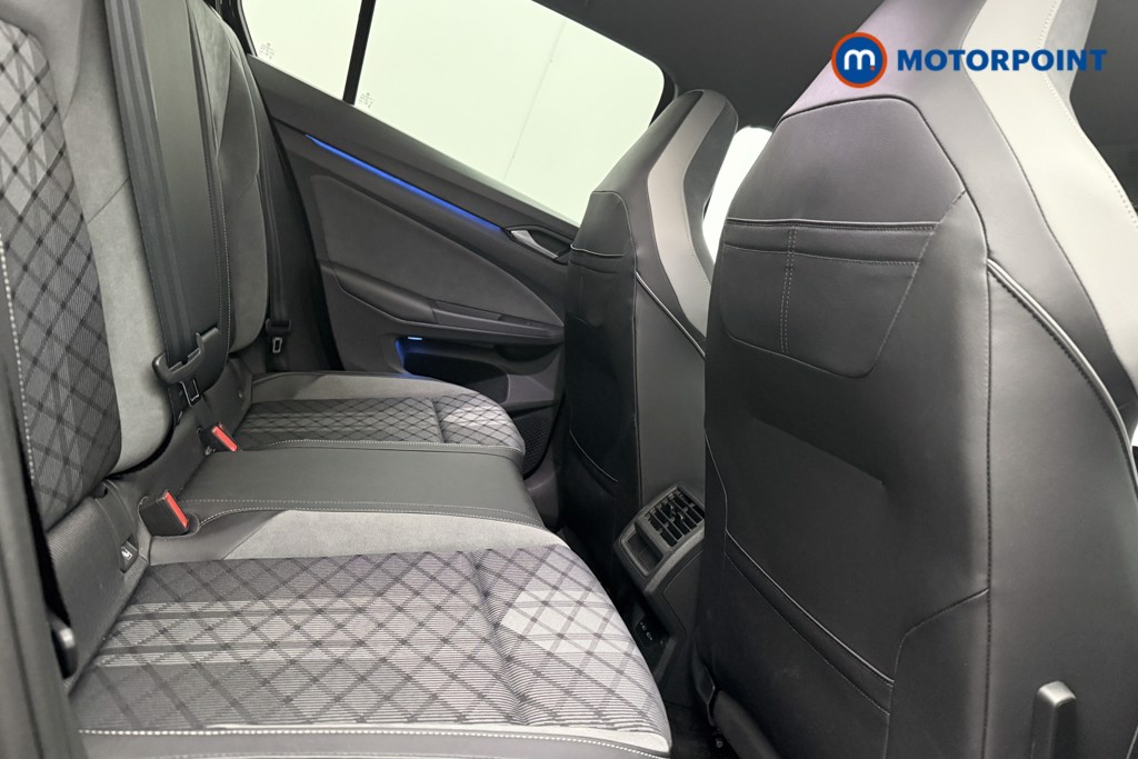 Volkswagen Golf R-Line Manual Petrol Hatchback - Stock Number (1571223) - 9th supplementary image