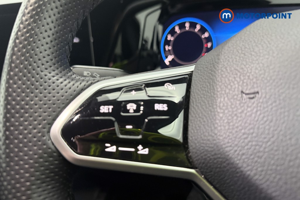 Volkswagen Golf R-Line Manual Petrol Hatchback - Stock Number (1571223) - 14th supplementary image