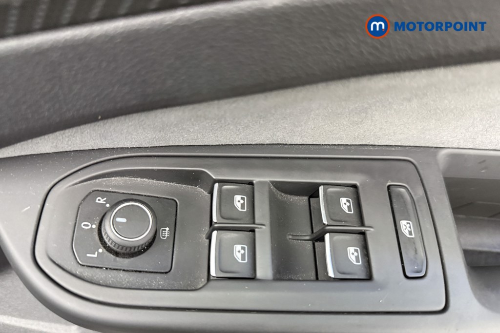 Volkswagen Golf R-Line Manual Petrol Hatchback - Stock Number (1571223) - 19th supplementary image