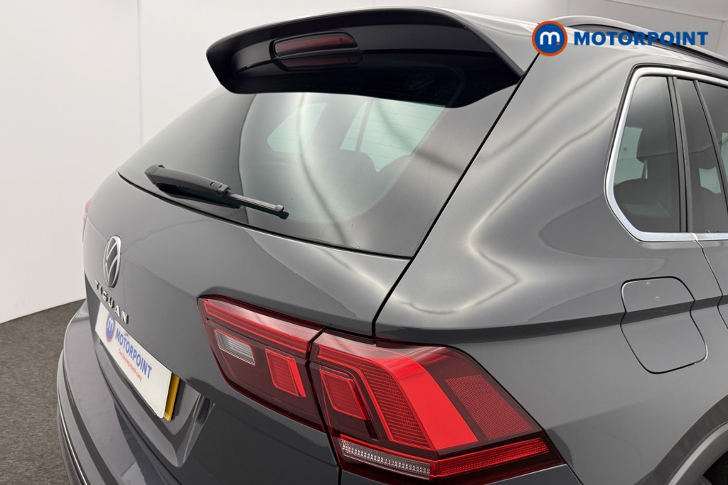 Volkswagen Tiguan R-Line Automatic Petrol SUV - Stock Number (1571250) - 22nd supplementary image