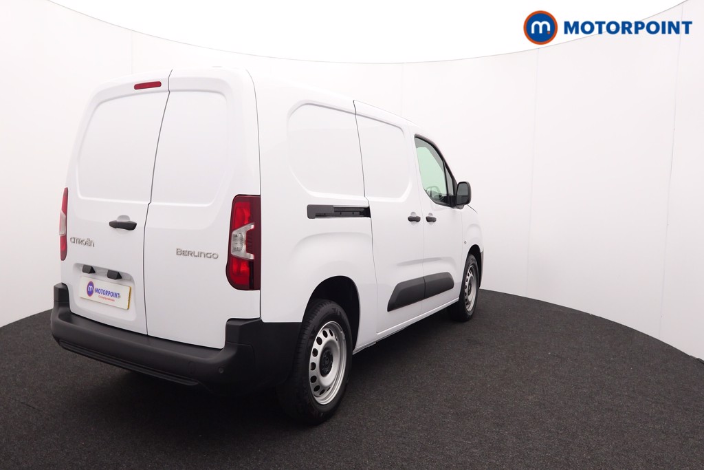 Citroen Berlingo Enterprise Manual Diesel Crew Bus - Stock Number (1571593) - Drivers side rear corner