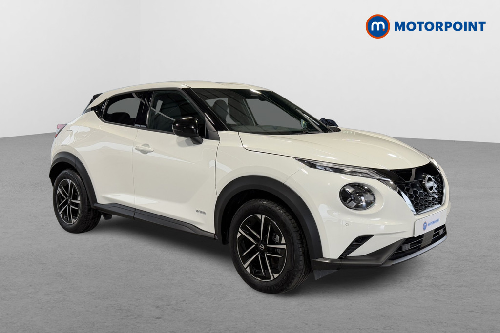 Nissan Juke N-Connecta Automatic Petrol-Electric Hybrid SUV - Stock Number (1571595) - Drivers side front corner